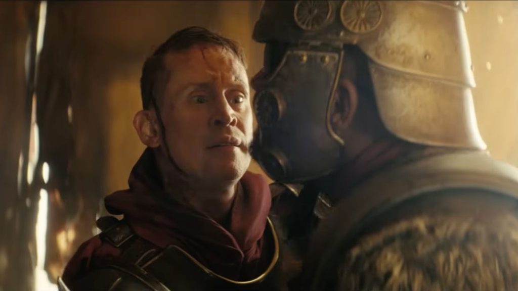 پیش‌نمایش فصل دوم Fallout، از ورود کومیل نانجیانی و مکالی کالکین به سرزمین بایر خبر می‌دهد.
Fallout Season 2 Trailer Hints at Kumail Nanjiani and Macaulay Culkin's Coming to the Wasteland