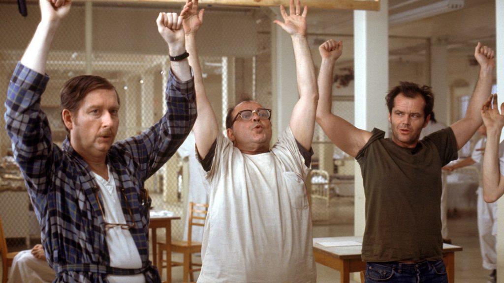 PROMOTION: چگونه کسی بر فراز آشیانه فاخته پرواز کرد به یک اثر کلاسیک سنت‌شکن بدل گشت