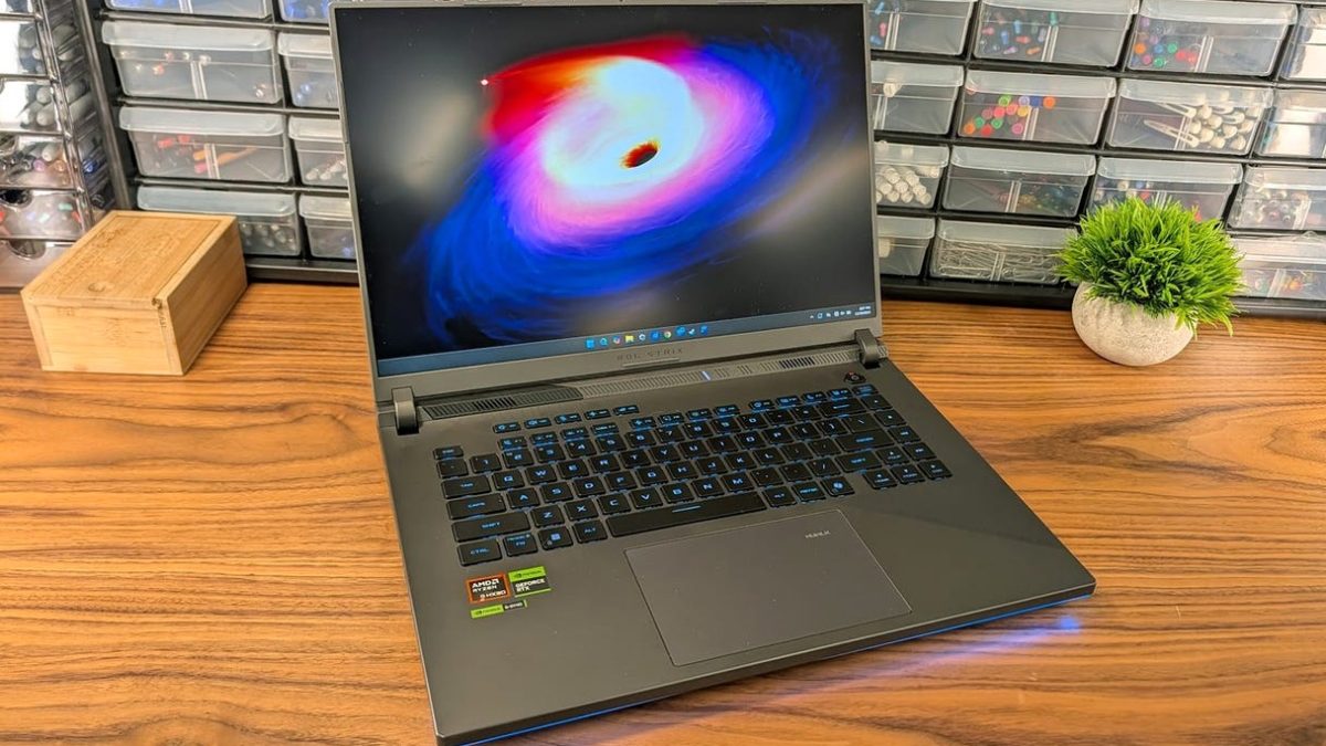 بررسی لپ‌تاپ گیمینگ ایسوس ROG Strix G16 (2025): قدرت و عملکرد در دستان شما