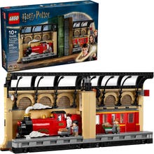 LEGO Harry Potter Book Nook: Hogwarts Express Building Set