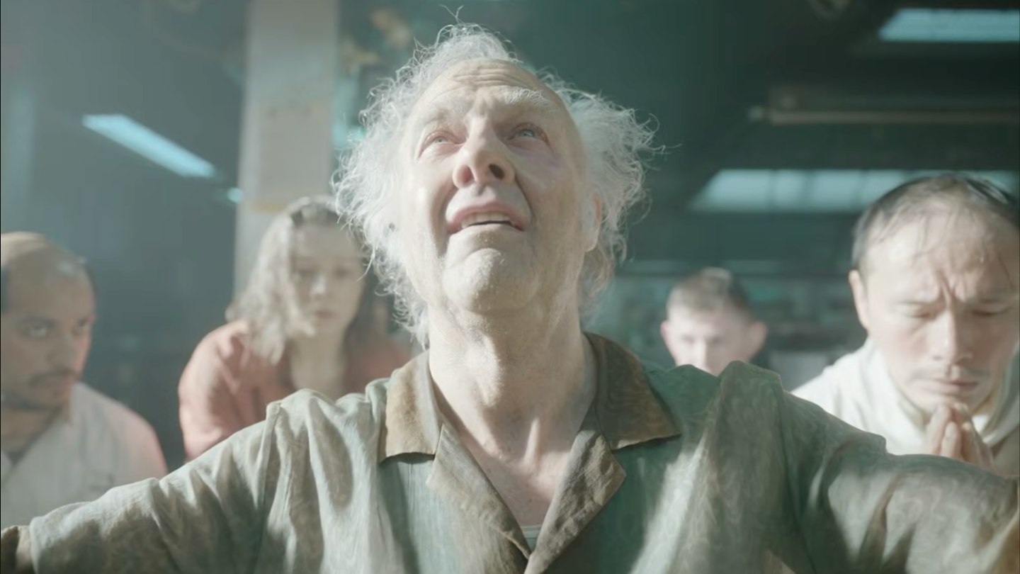 Digger Trailer: Tom Cruise Is Burning Down The House In Wacky Alejandro G. Iñárritu Satire