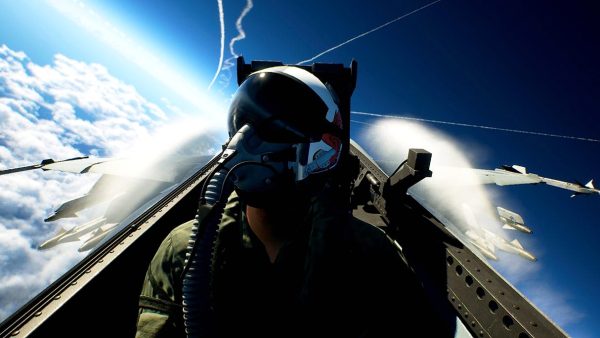 نقد و بررسی بازی Ace Combat 8: Wings of Theve؛ جنگی در دل بشریت