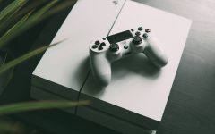 سخت‌افزار کنسول پلی‌استیشن 5 و کنترلر دوئل‌سنس